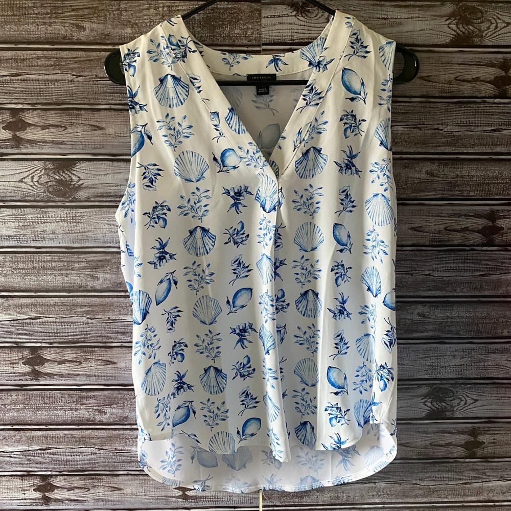 Ann Taylor Women's Sleeveless Blouse Size S White Blue Floral Shell V-Neck